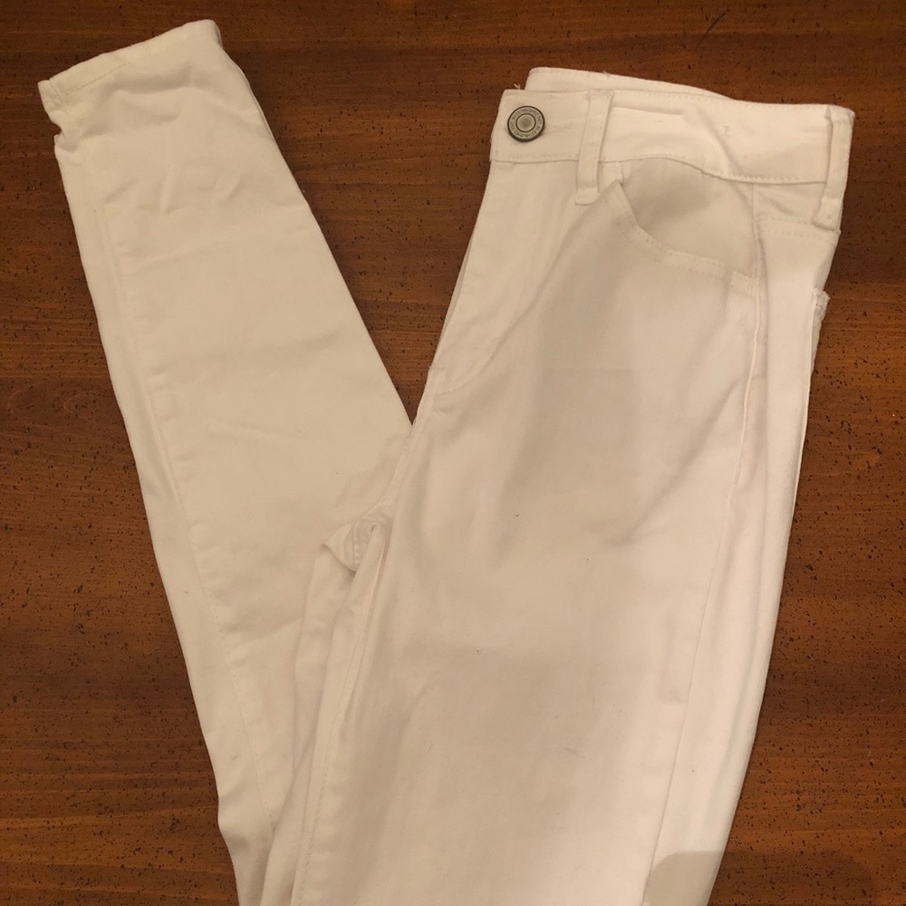 SO White High Rise Ultimate Jegging - Size 5